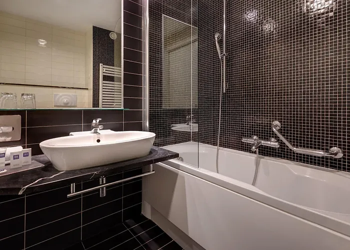 Ih Z3 Otel Roma