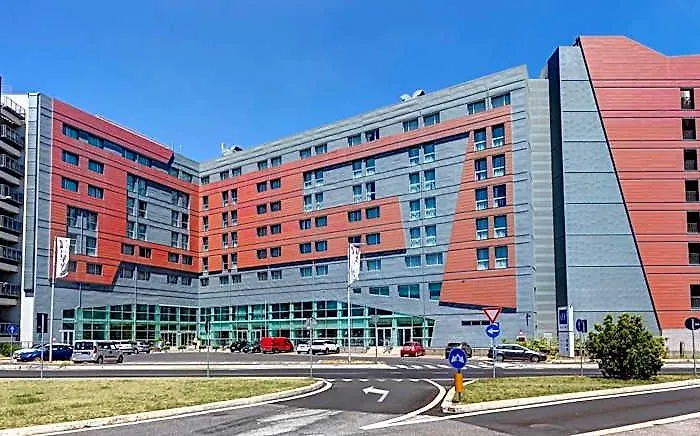 Ih Z3 Hotel 4*