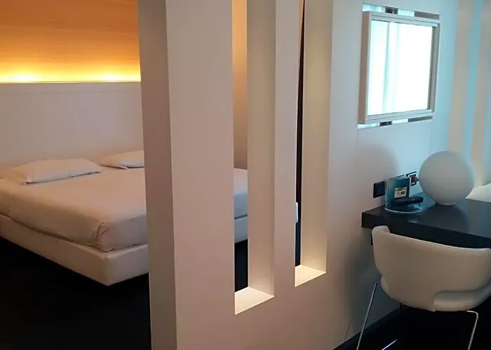 Ξενοδοχείο Ih Z3